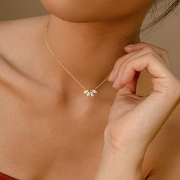 Collar marquesa - Diseño elegante incrustado