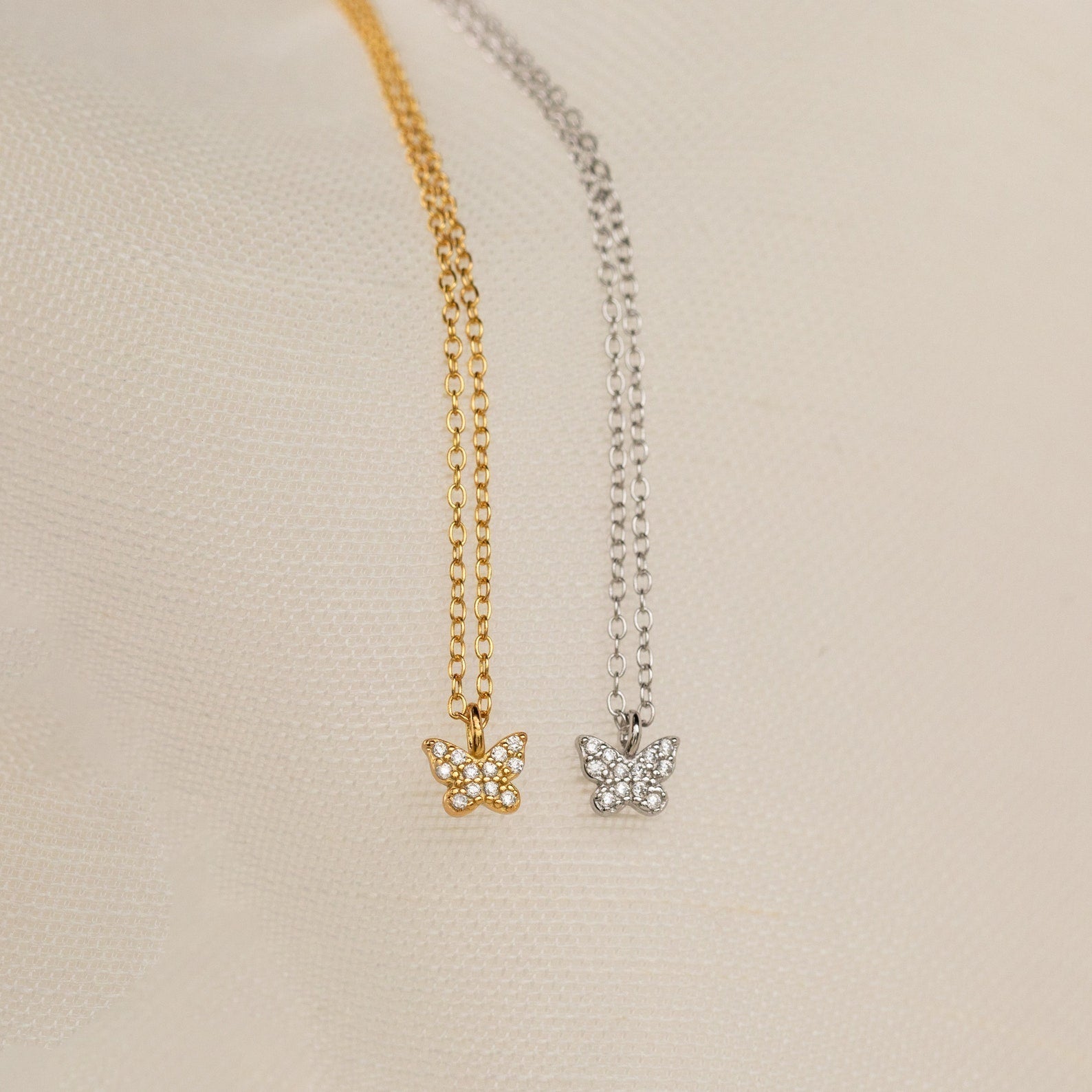 Mandy – Collar de mariposa Pavé