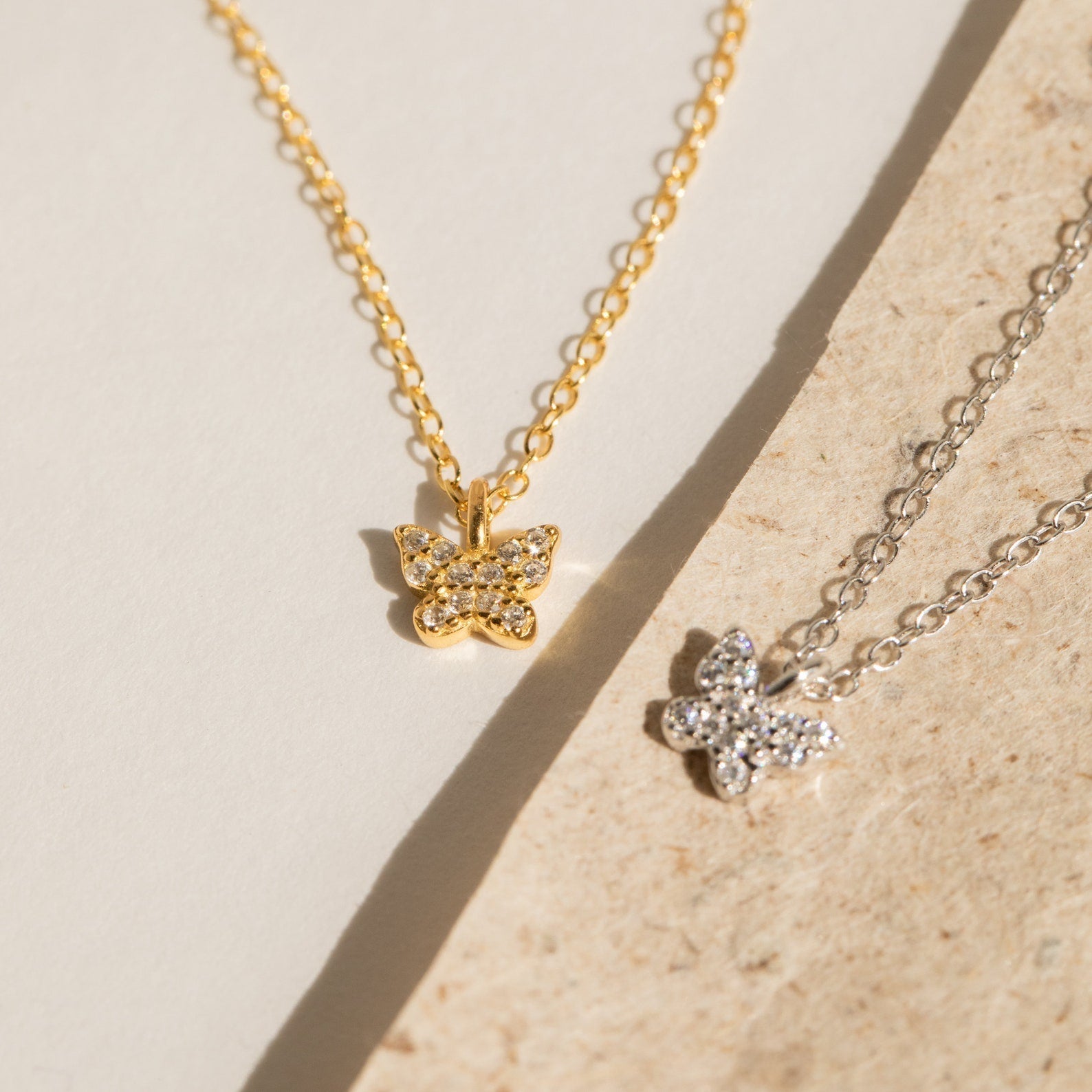 Mandy – Collar de mariposa Pavé