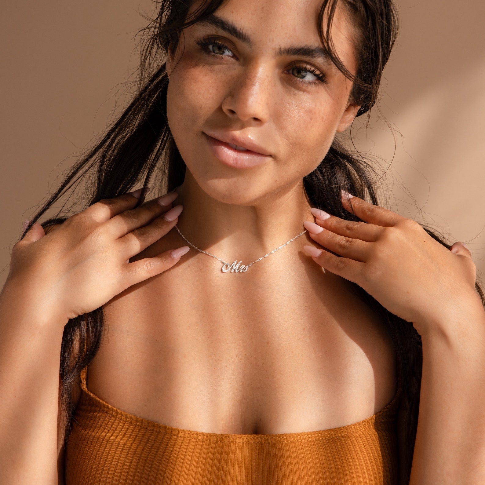 Claire – Collar con nombre Pavé Brillante