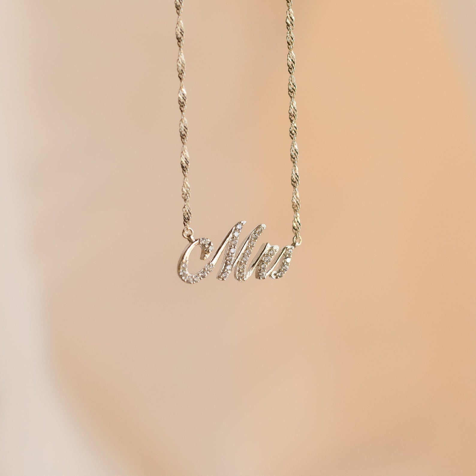 Claire – Collar con nombre Pavé Brillante