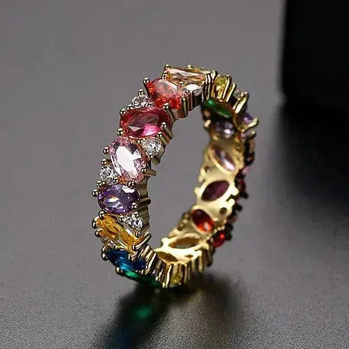 Colette – Anillo de Declaración Sparkle Arcoíris