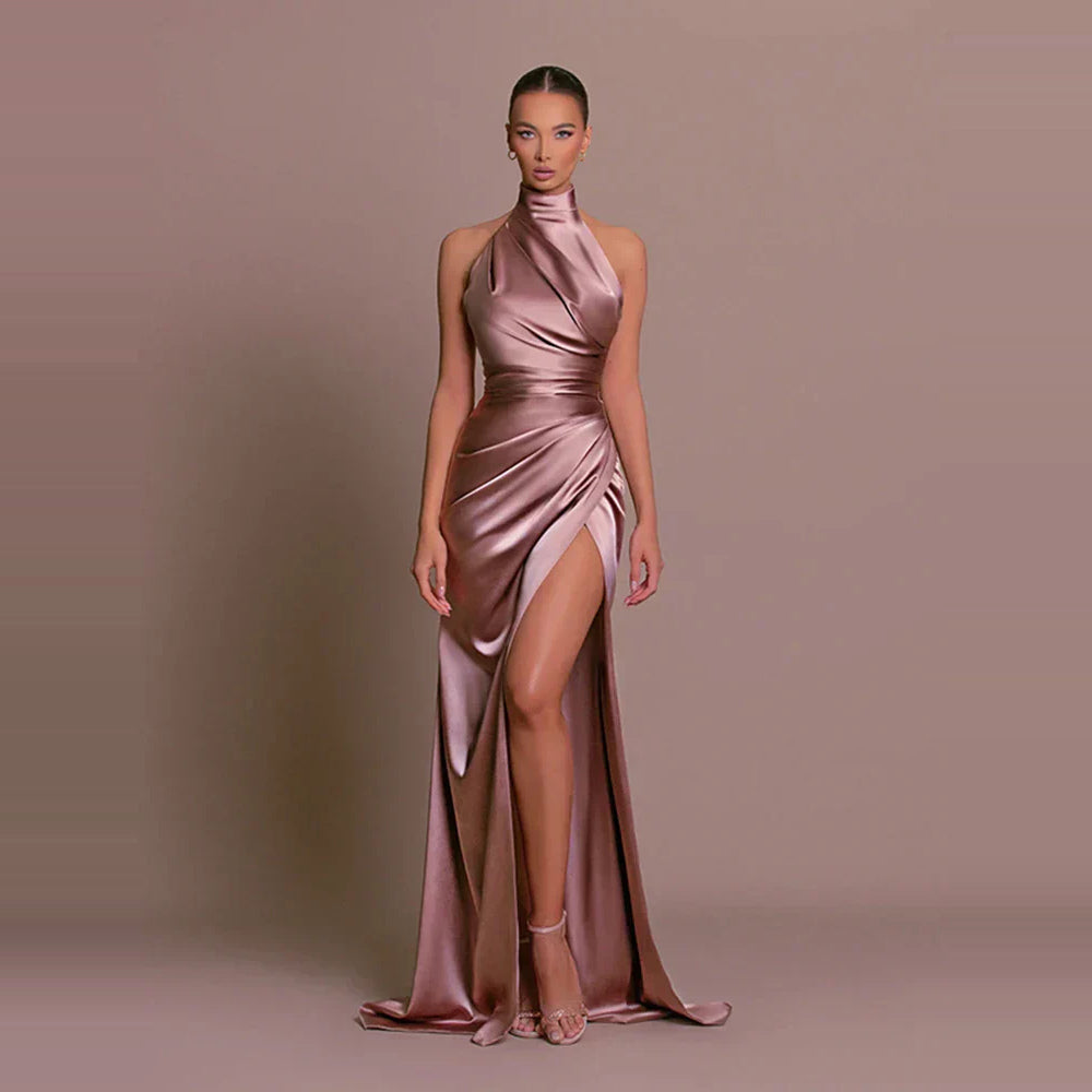 Avigail - Elegante vestido de noche con alto escote
