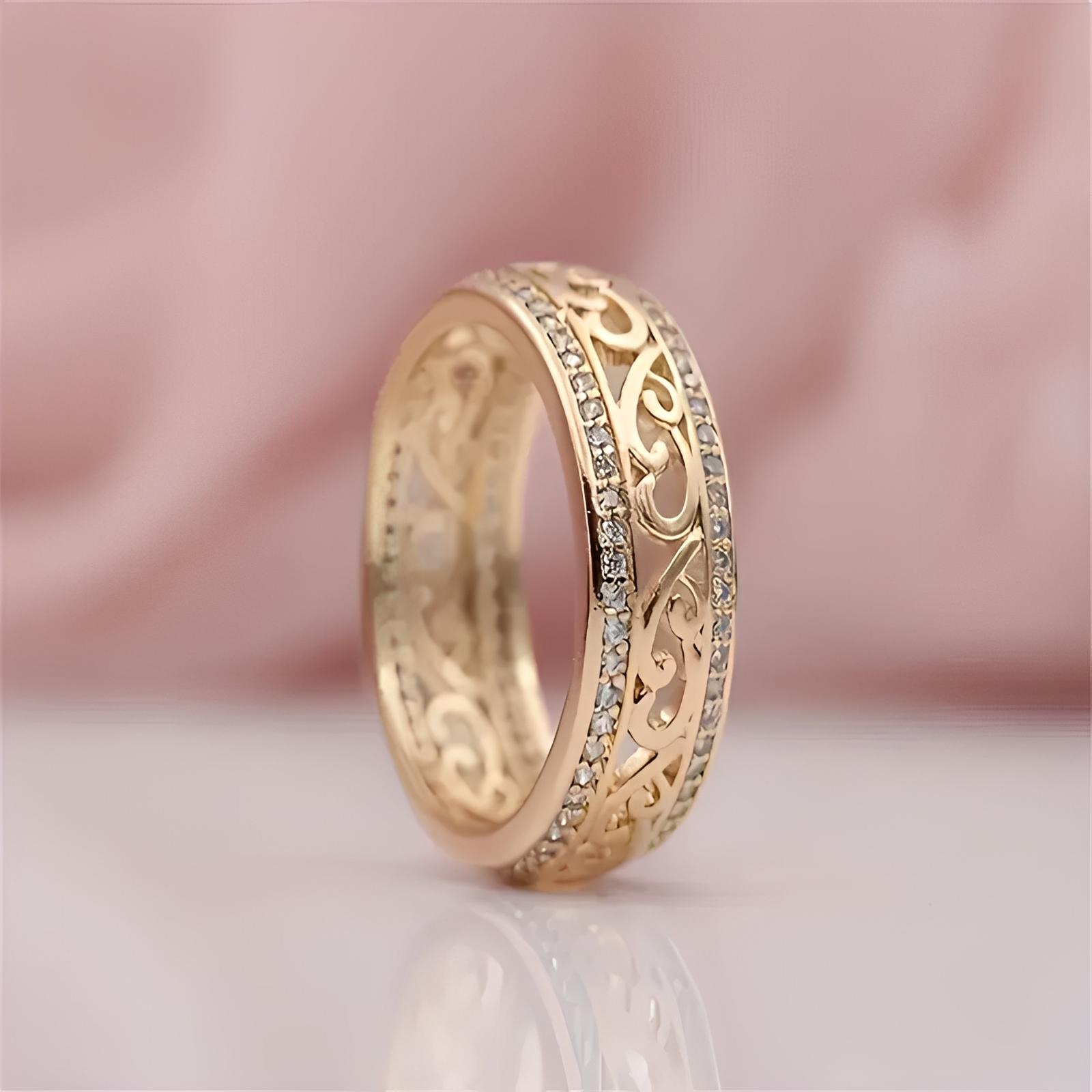 Yeri – Anillo hueco elegante