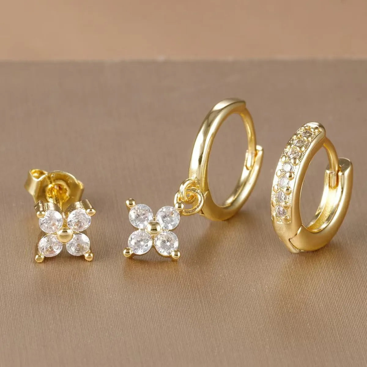 Mariana – Conjunto de tres Pendientes con Circonitas