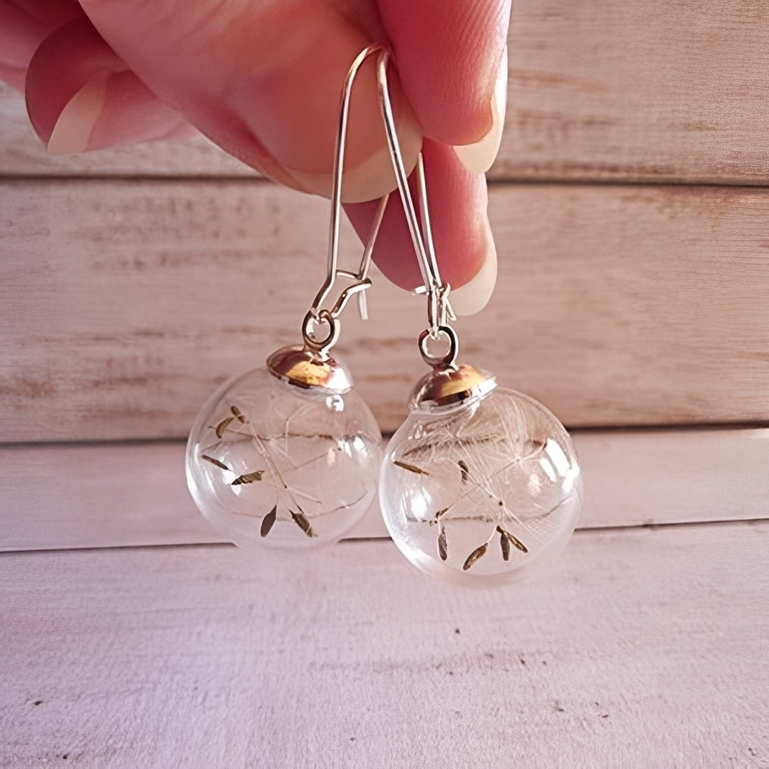 Liora – Pendientes de plata con diseño de diente de león