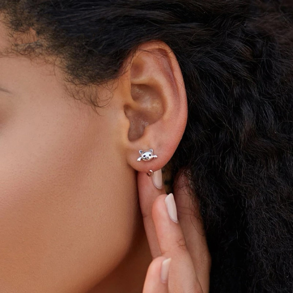 Katrin – Pendientes de gato de plata