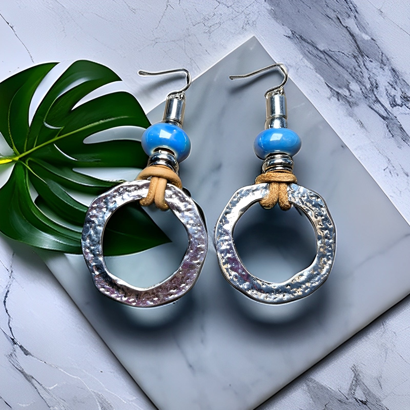 Mira – Pendientes de círculo plateados en estilo boho-vintage