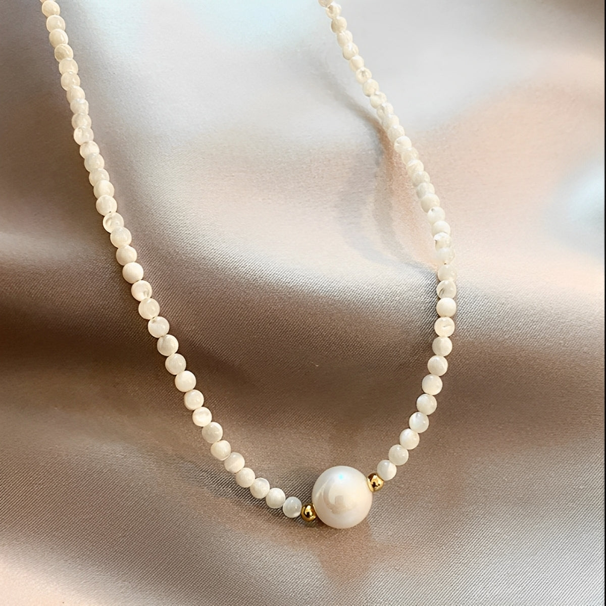 Claire – Elegante collar de perlas