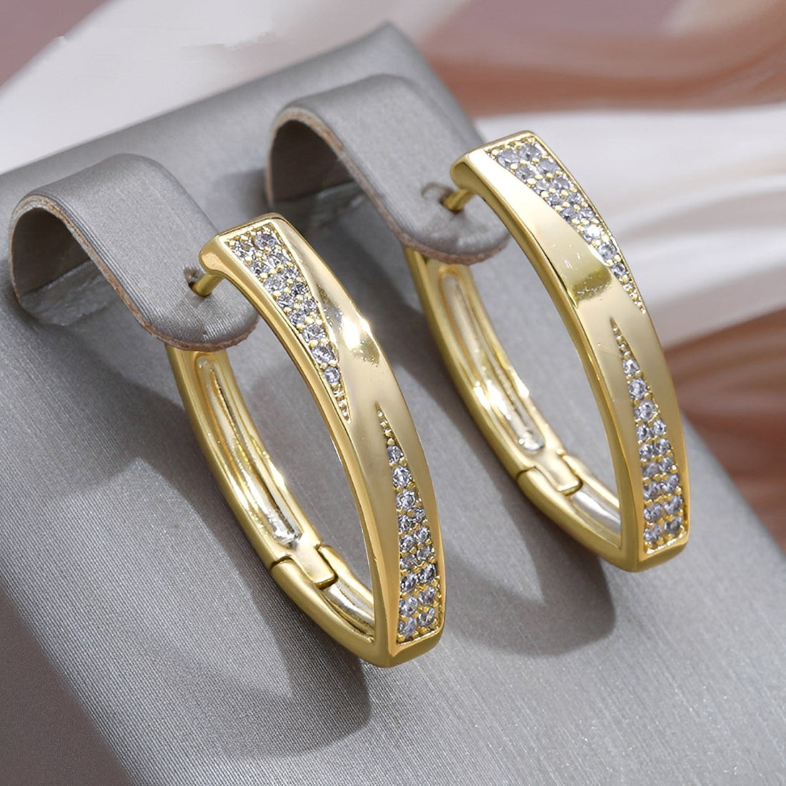 Sophie – Pendientes de oro y piedras preciosas