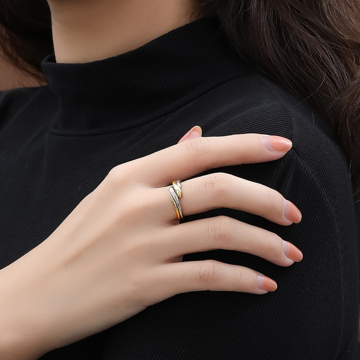Elaine – Anillo S925 de plata con ola de agua irregular