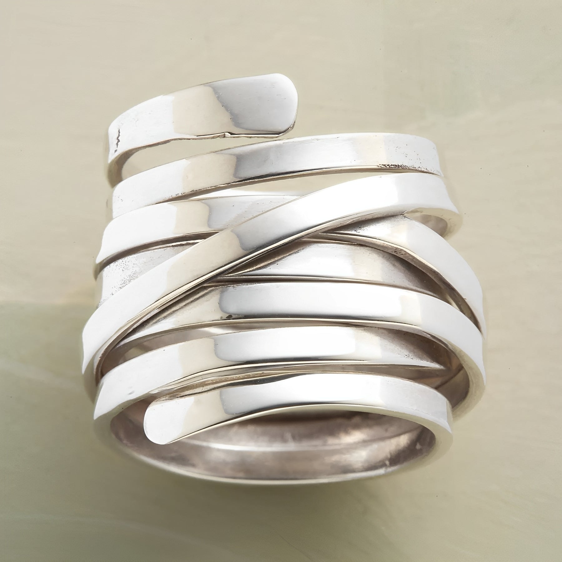 Valena – Anillo de Plata Estructurado