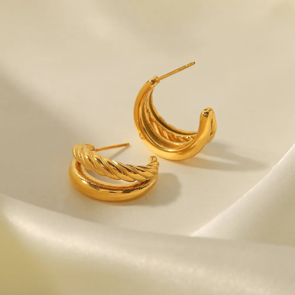 Ayesh – elegantes pendientes dorados