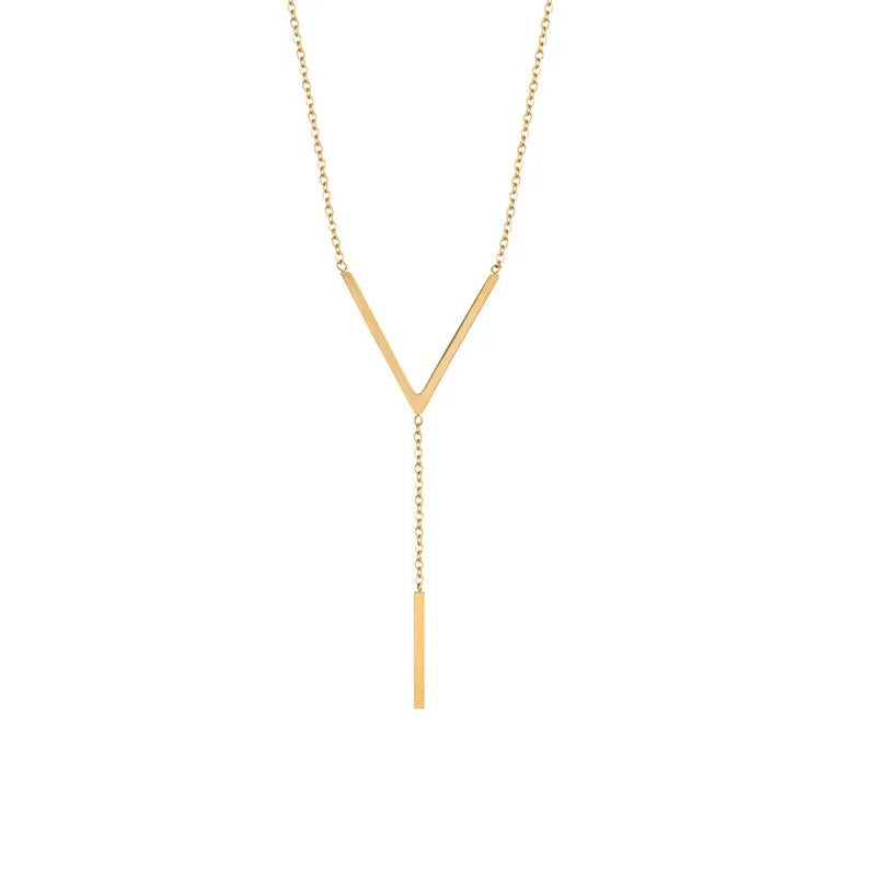 Vera – Collar con colgante geométrico