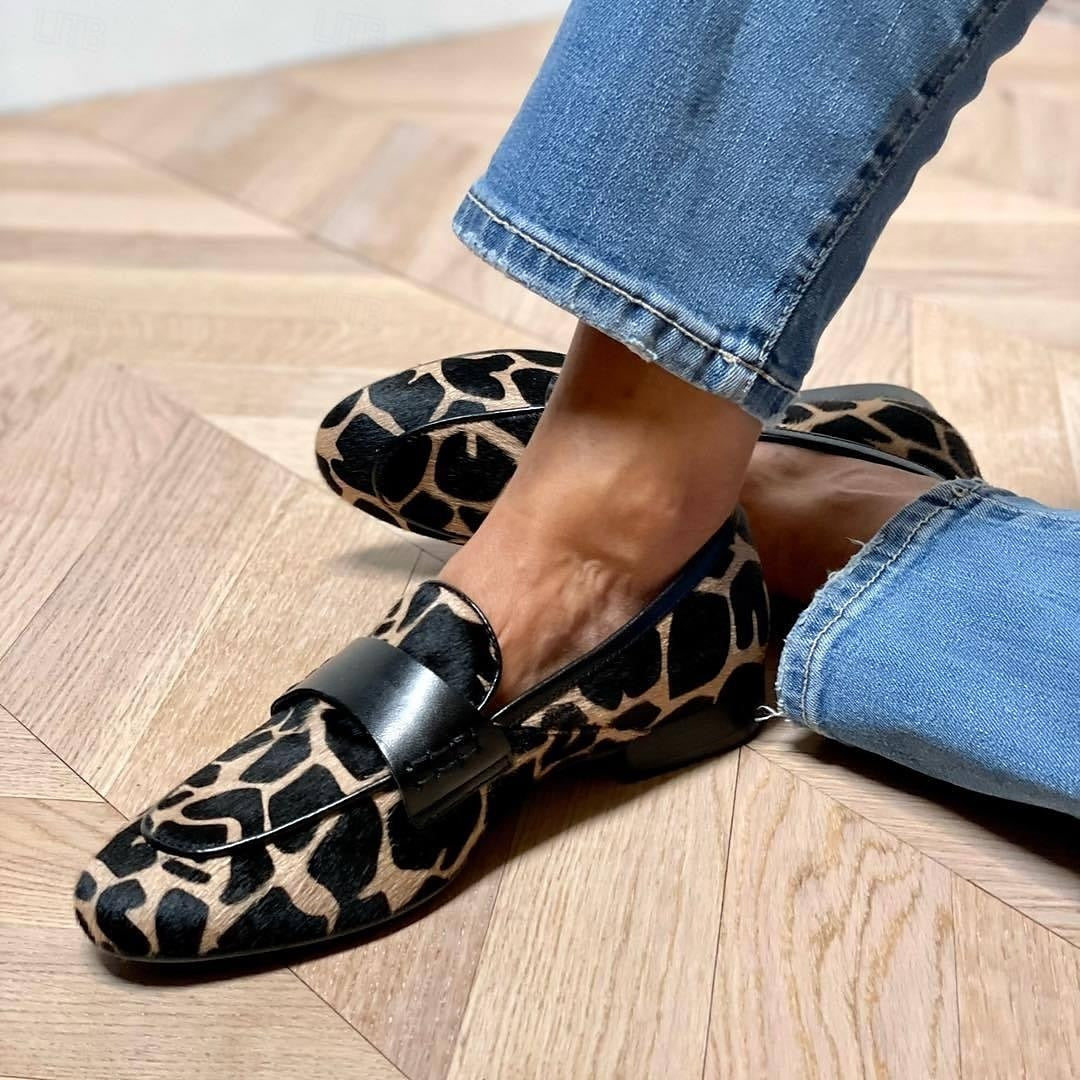 Katherina - Mocasines para damas con detalles negros