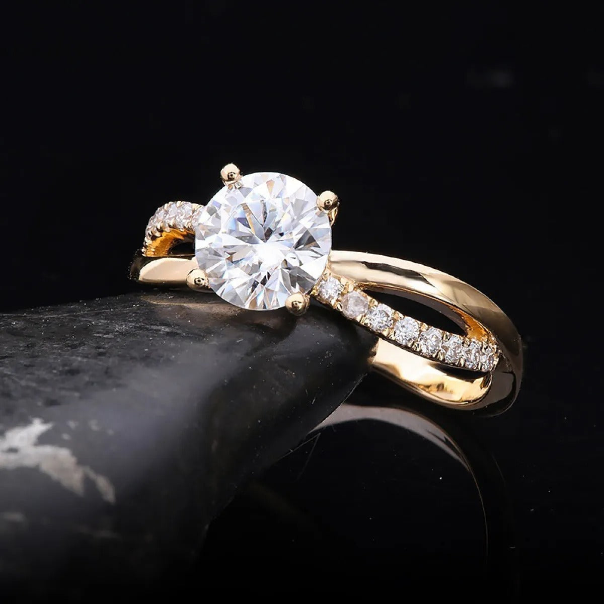 Jane – Anillo de oro de 18K