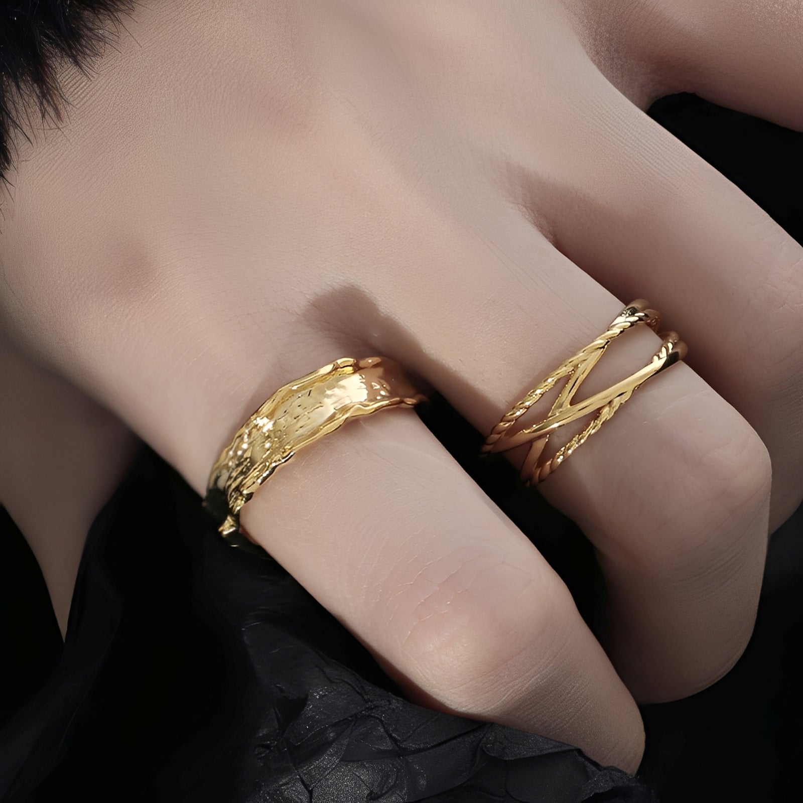 Sara – Anillo de oro vintage forjado