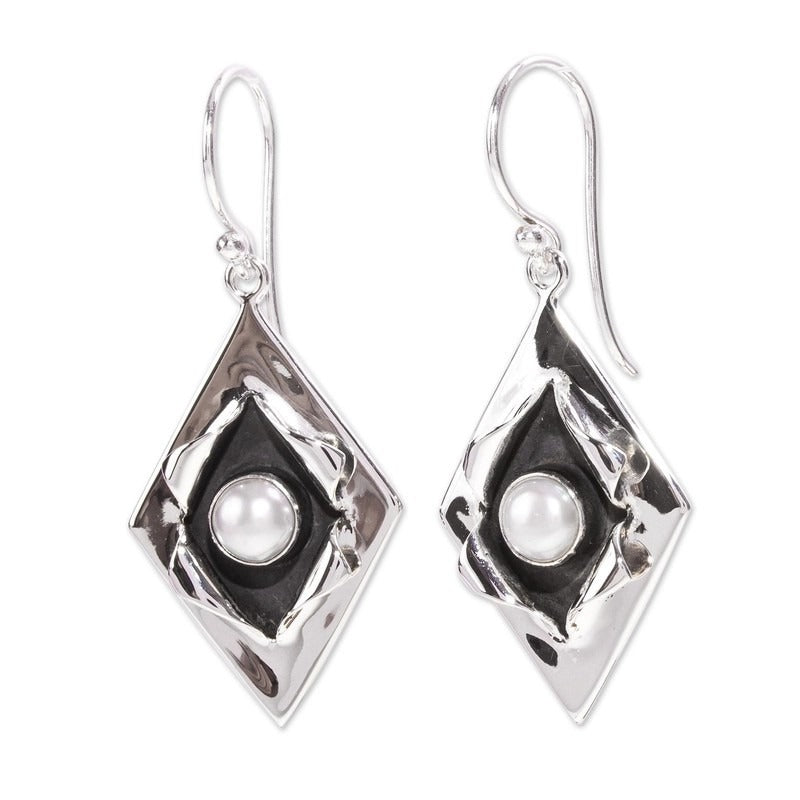 Nova – Pendientes vintage de perlas y plata elegante