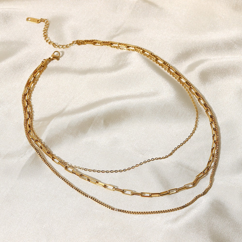 Lena – Collar Bañado en Oro con 3 Filas