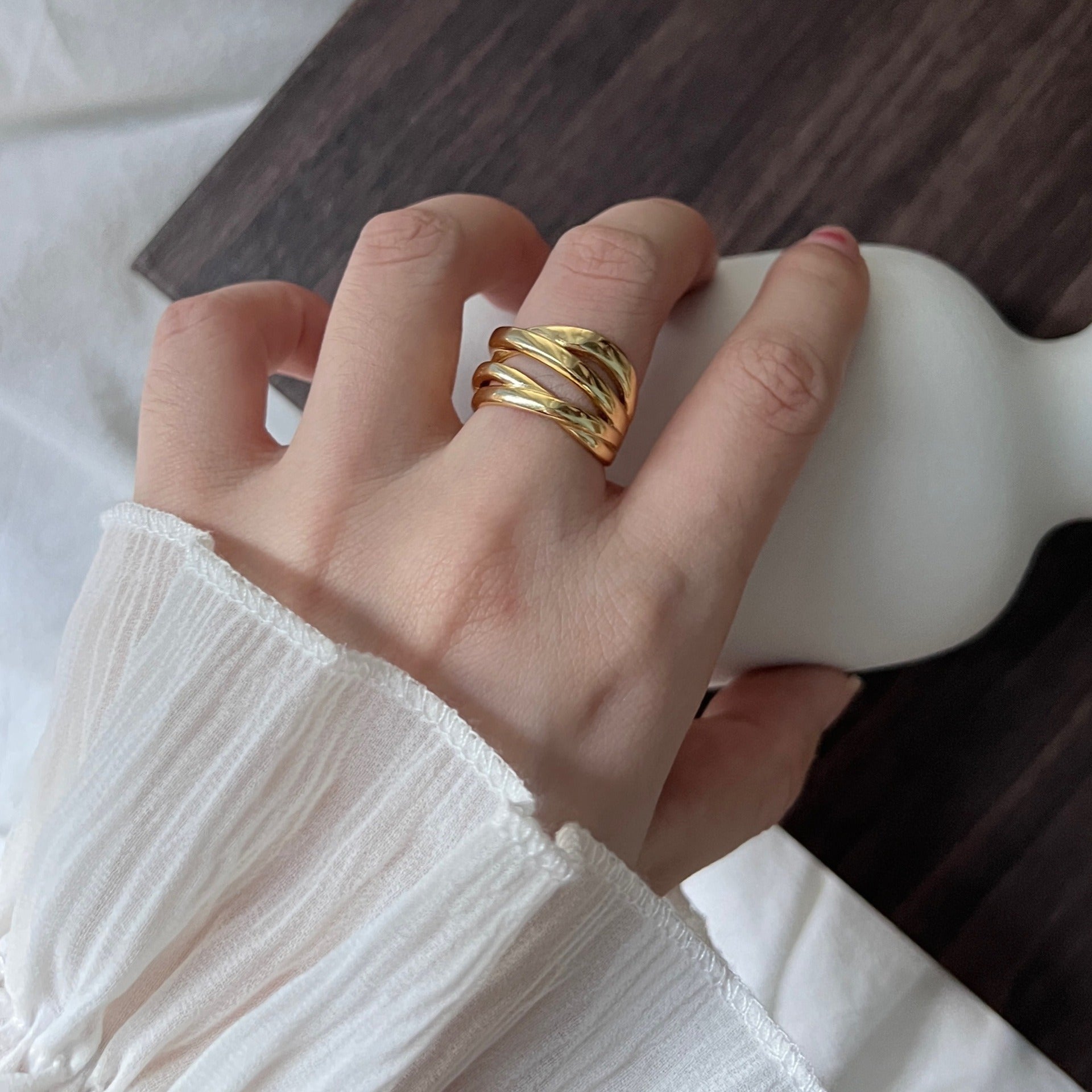 Riley – Anillo Geométrico Amor Romántico