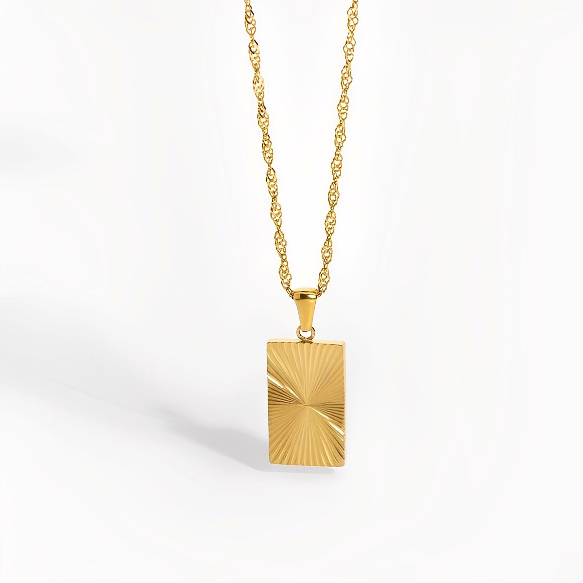 Aurelie – Collar Sol con Medalla