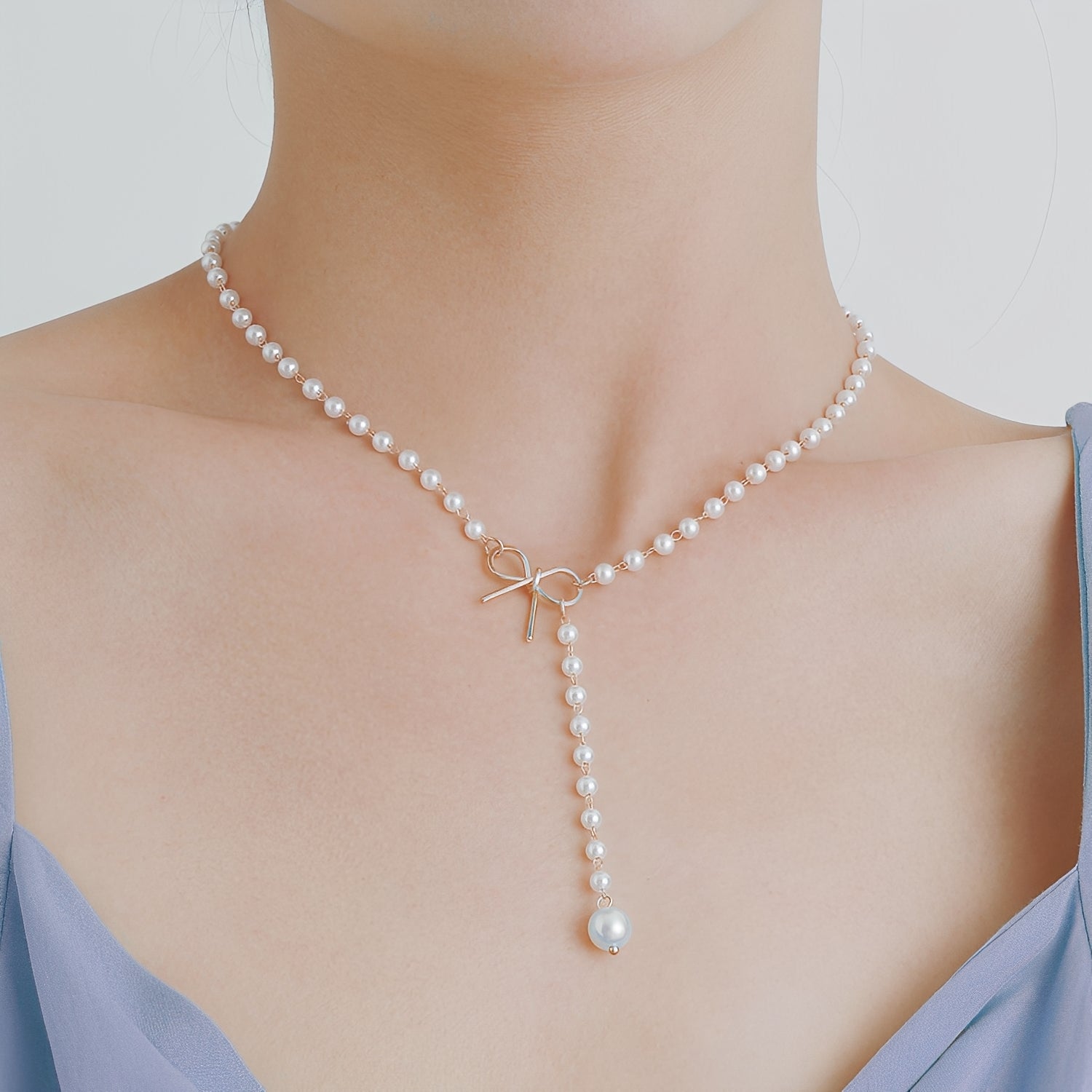Antoneth – Collar con colgante de lazo con perla