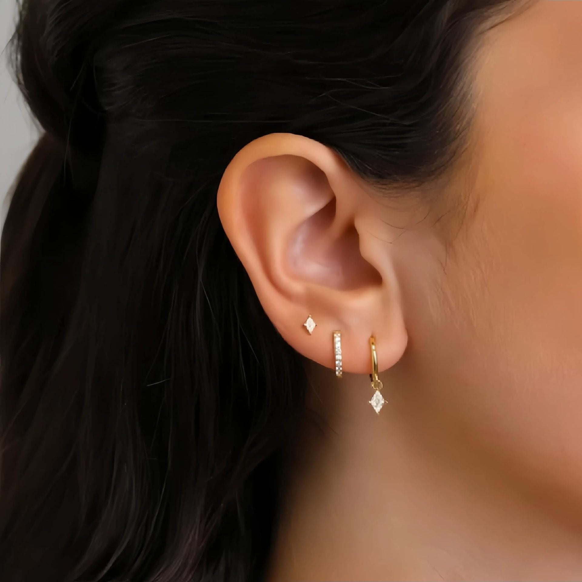 Azaria – Conjunto de pendientes con colgante de diamante
