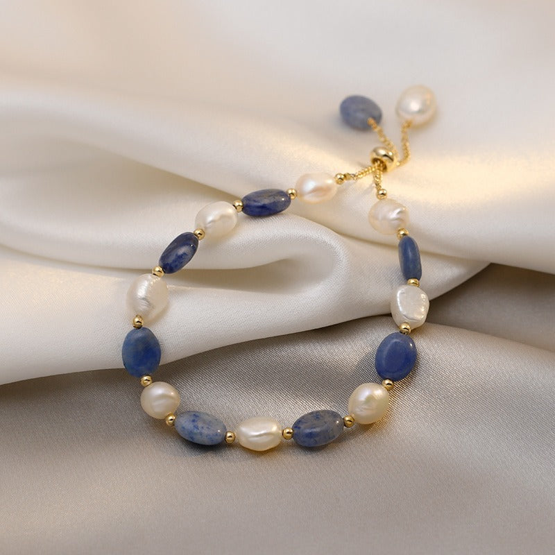 Kira – Pulsera elegante de perlas del océano
