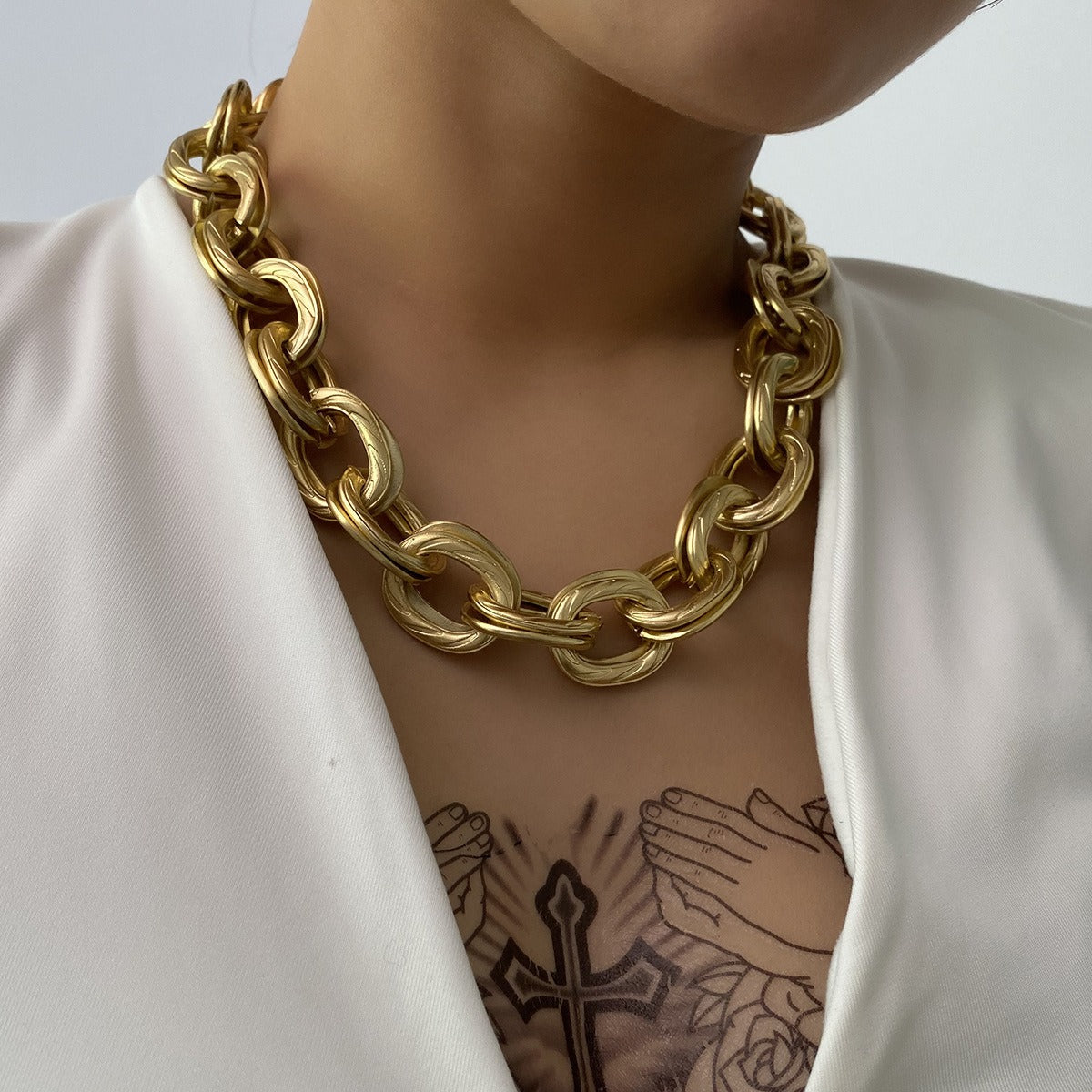 Alessia – Collar con eslabones gruesos dorados