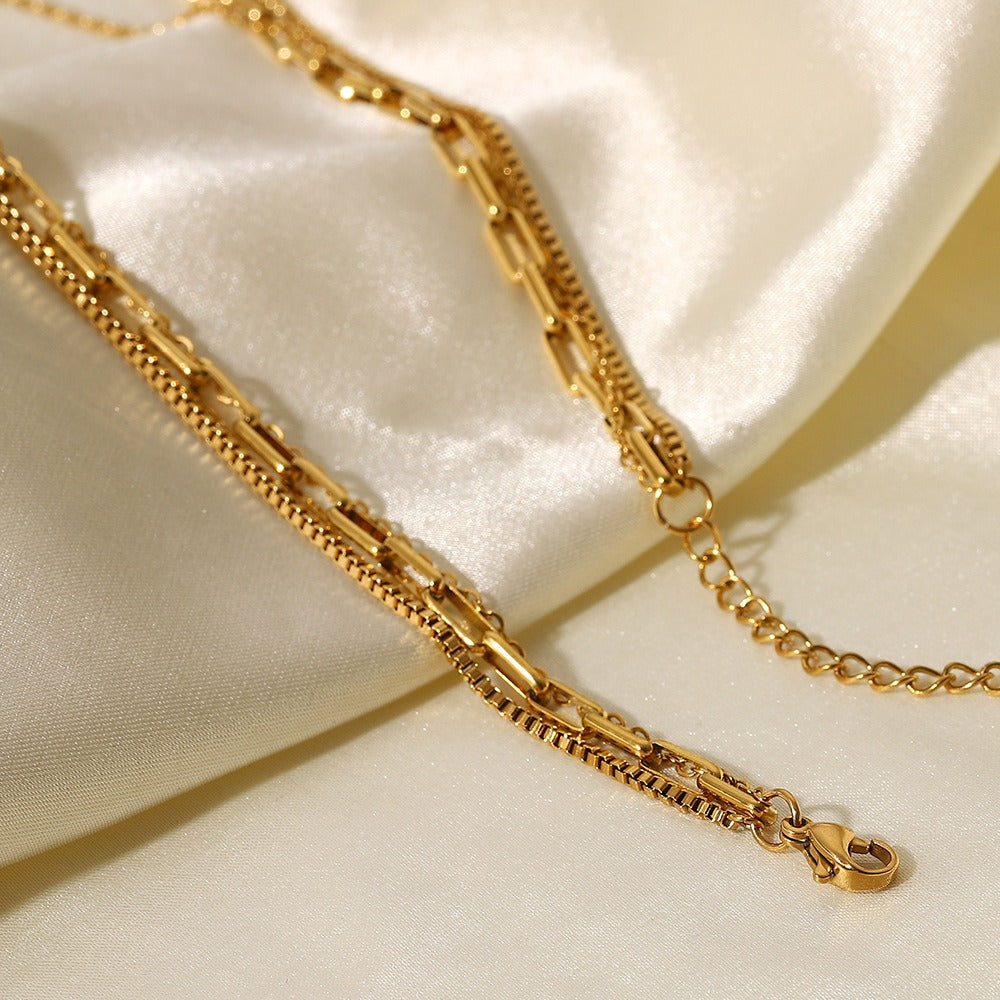 Lena – Collar Bañado en Oro con 3 Filas