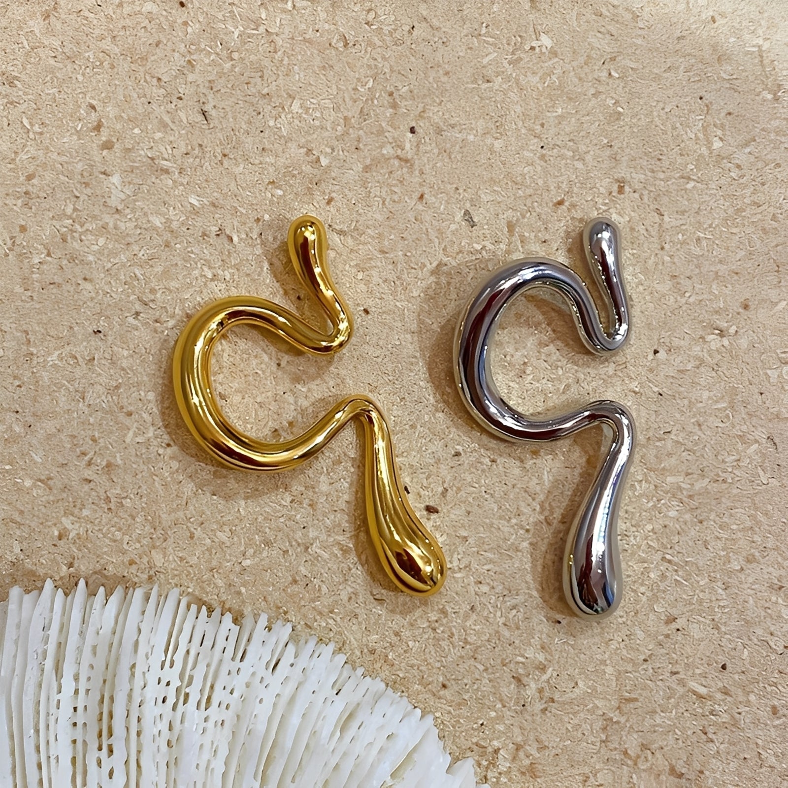 Mariz – Elegante Manga de Oreja