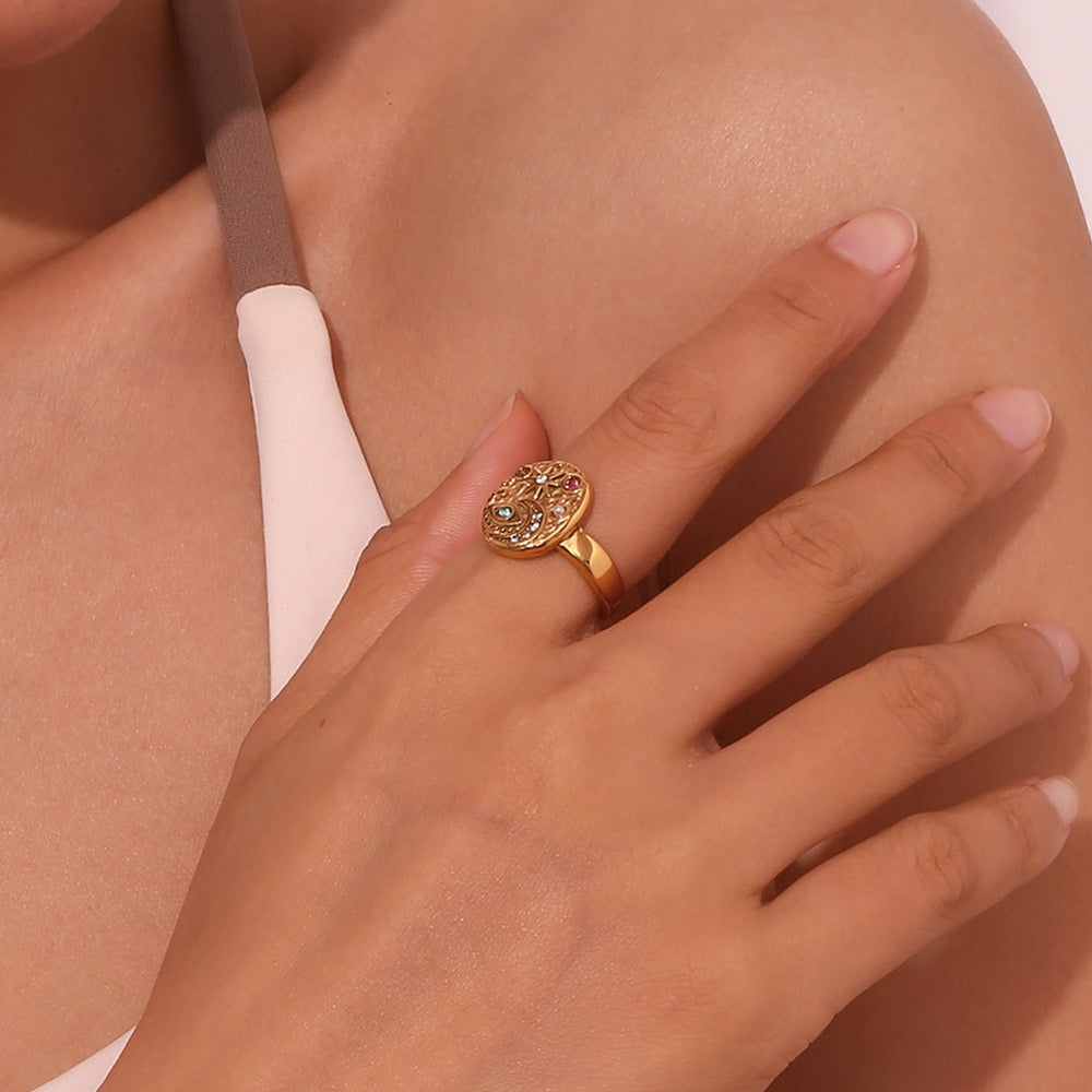 Solenya – Anillo cristal oro con motivo sol-luna