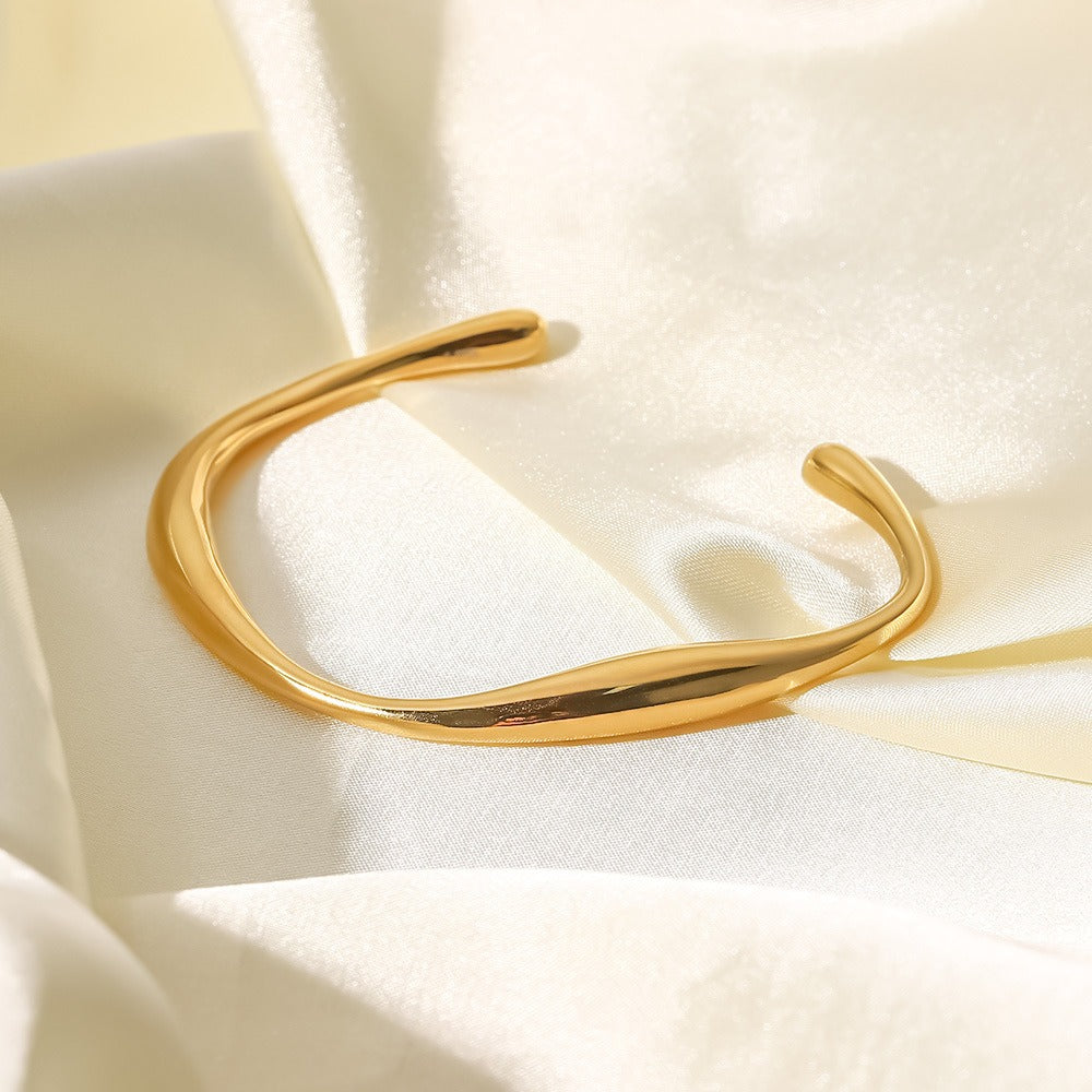 Gayle – Pulsera elegante de Möbius