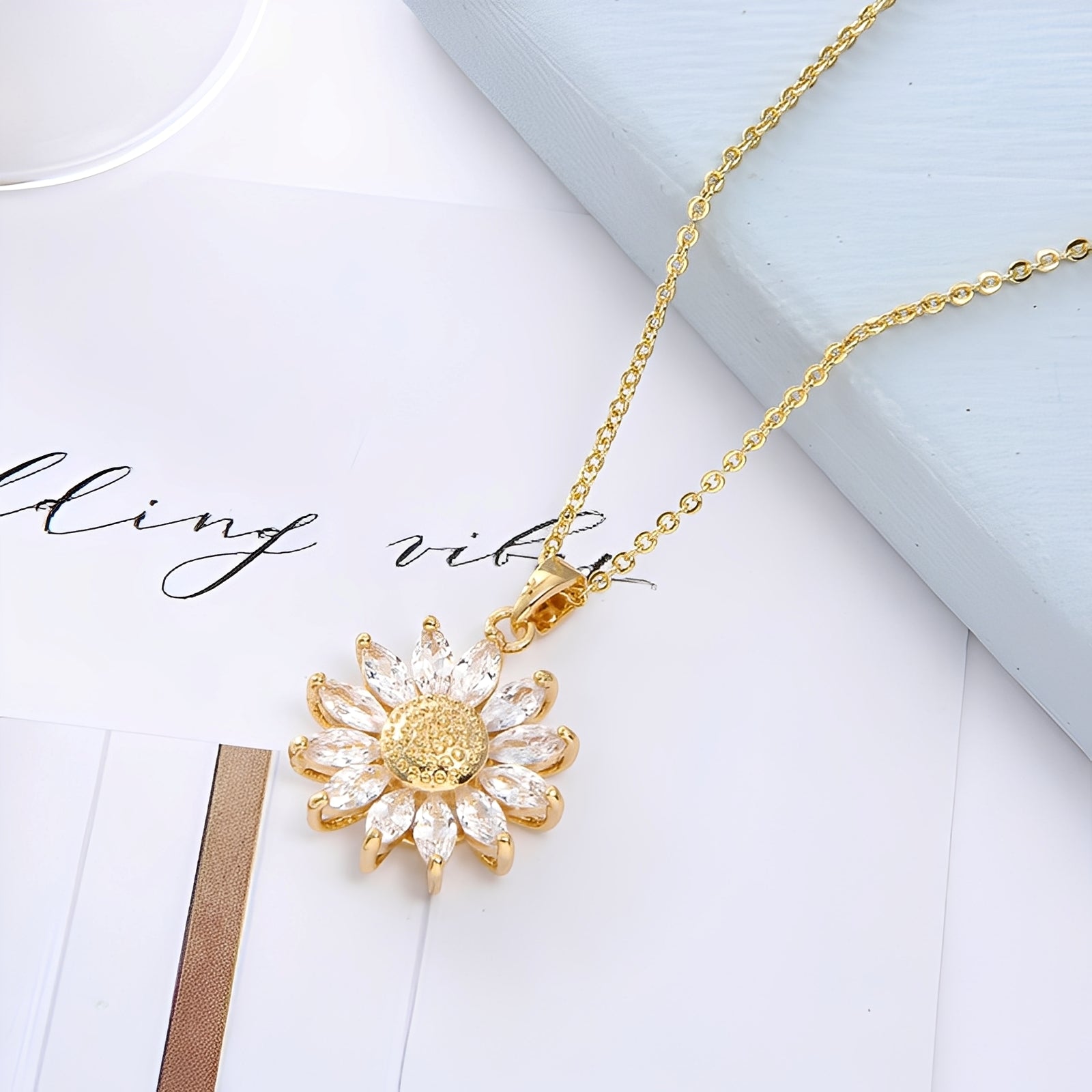 Elina – Conjunto dorado de 18 K sobre cobre