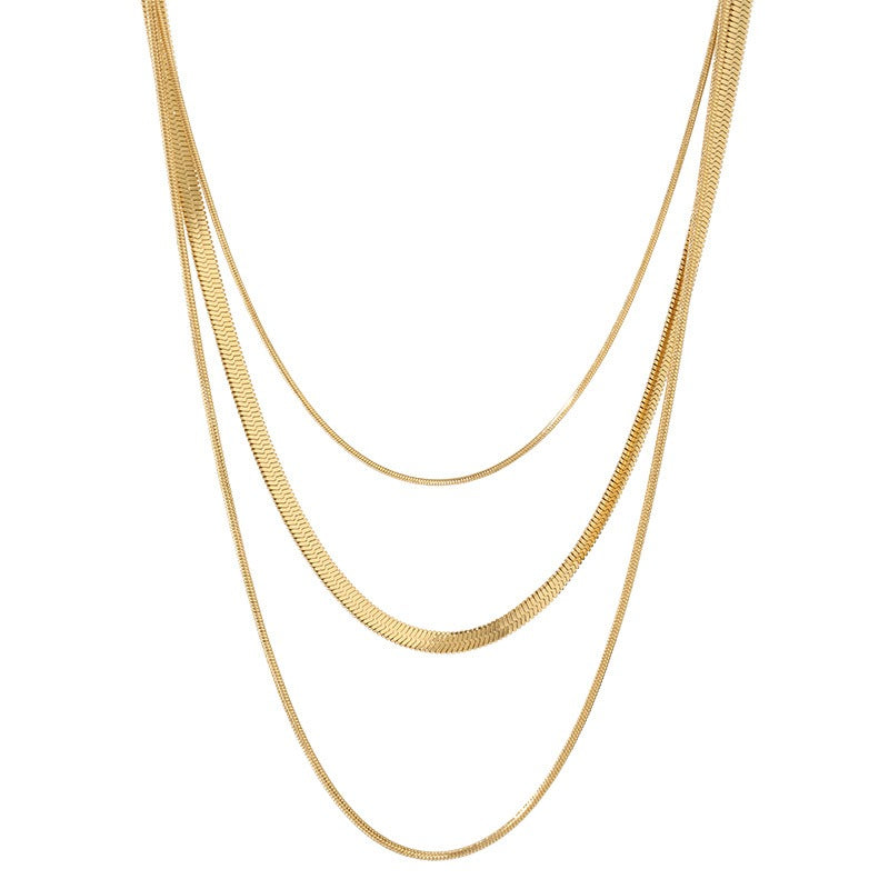 Ashley – Collar de cadena de serpiente dorada de 3 filas
