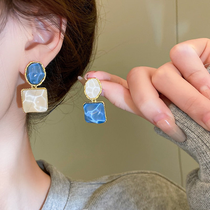 Lianne – Pendientes geométricos esmaltados