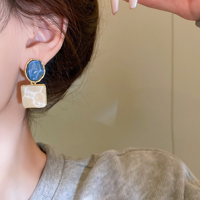 Lianne – Pendientes geométricos esmaltados