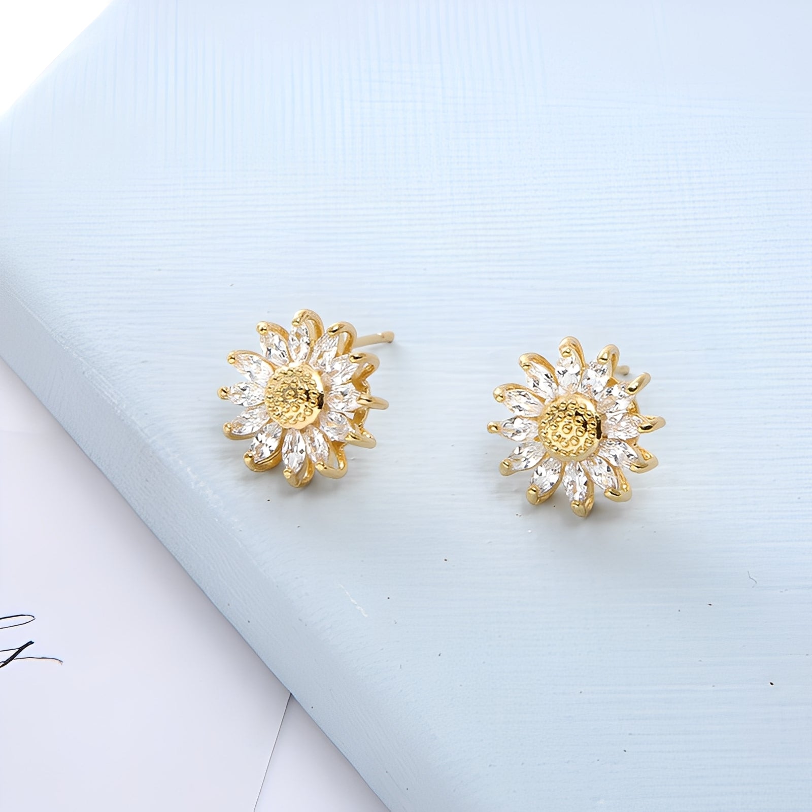Elina – Conjunto dorado de 18 K sobre cobre