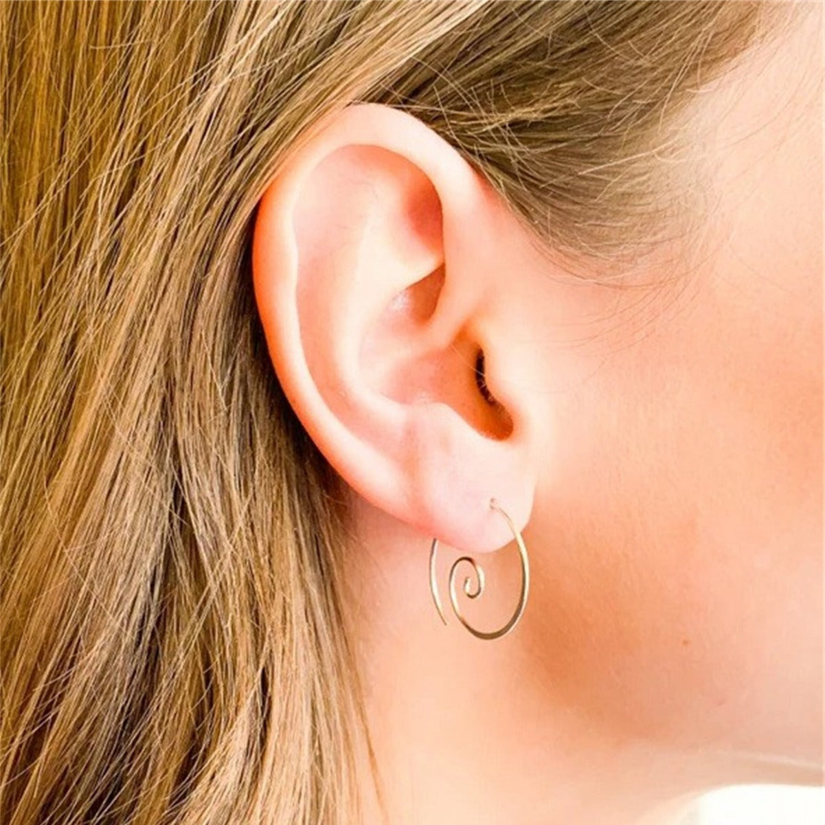 Yara – Pendientes espirales boho en plata