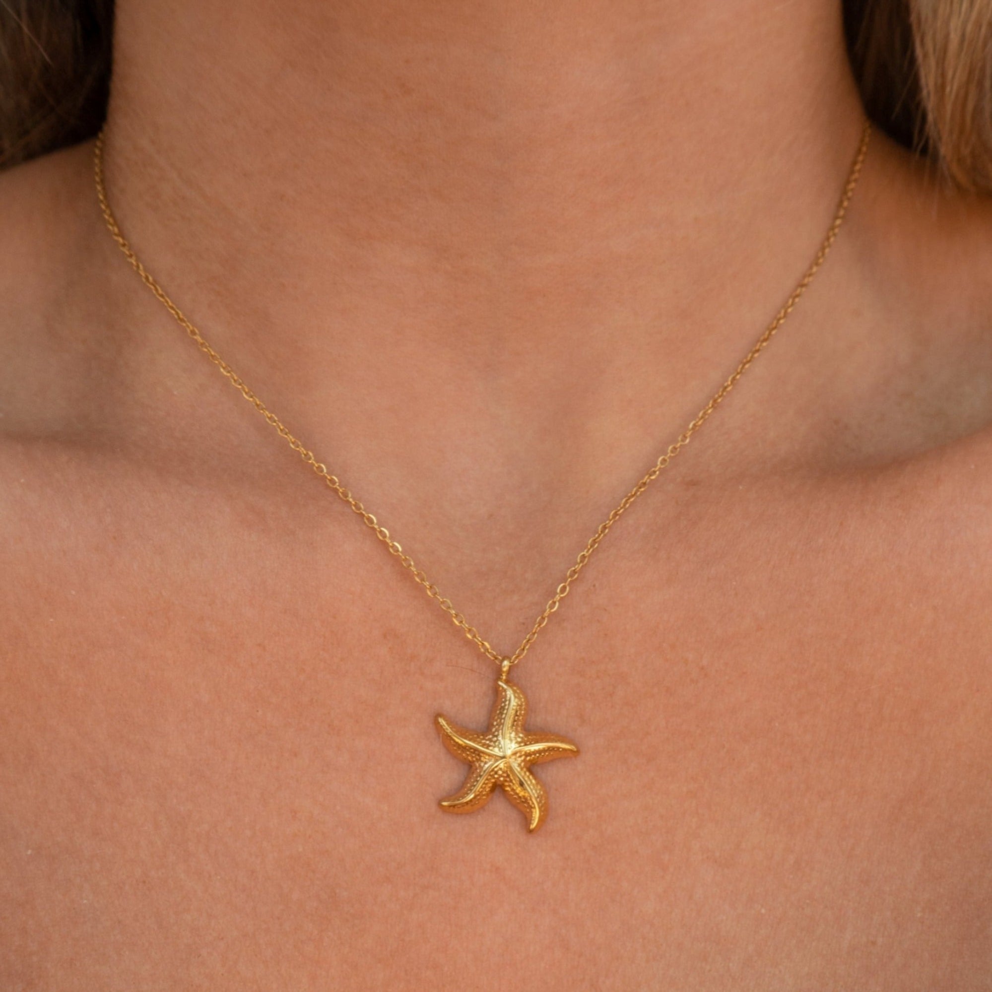 Collar de Estrella de Mar Dorada