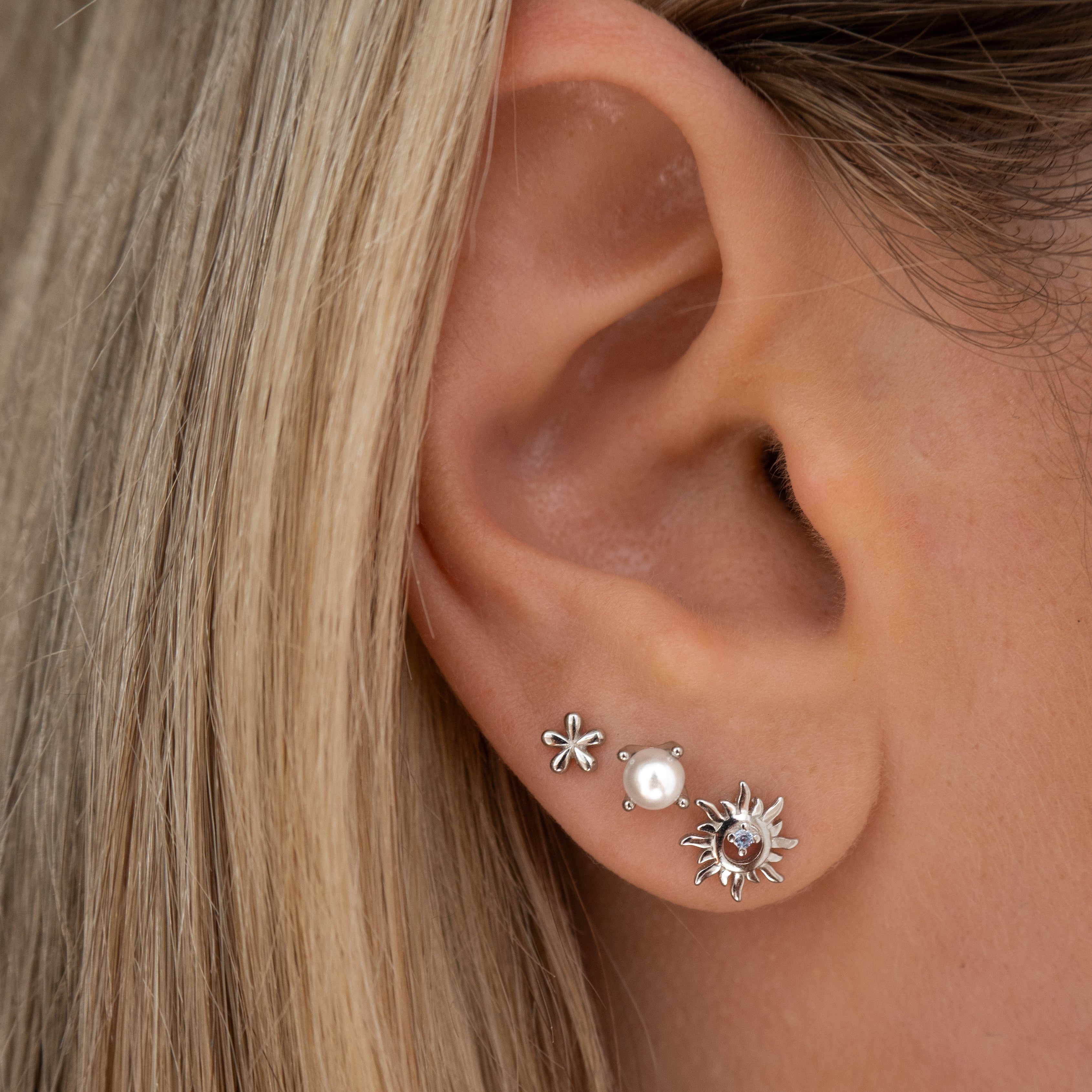 Pendientes de flores mini de plata esterlina