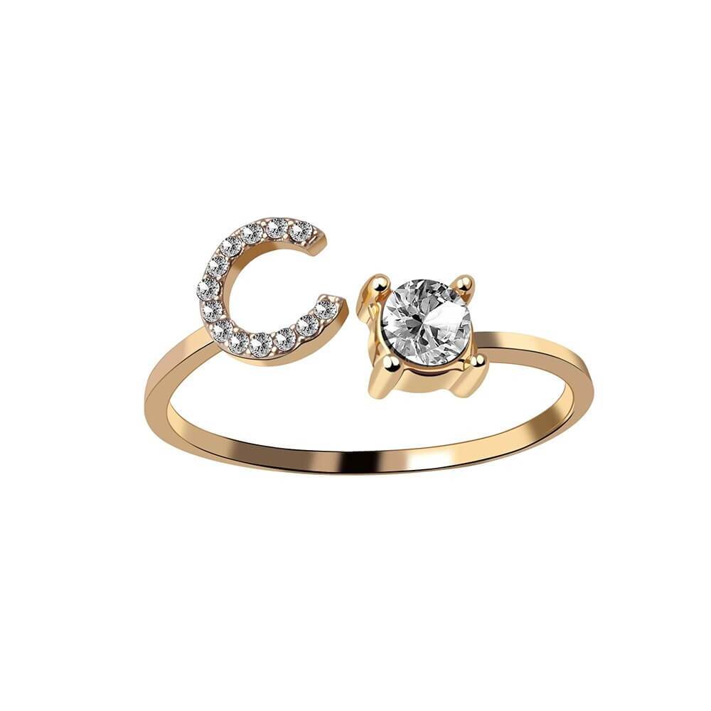 Nyla – Anillo con inicial y circonitas