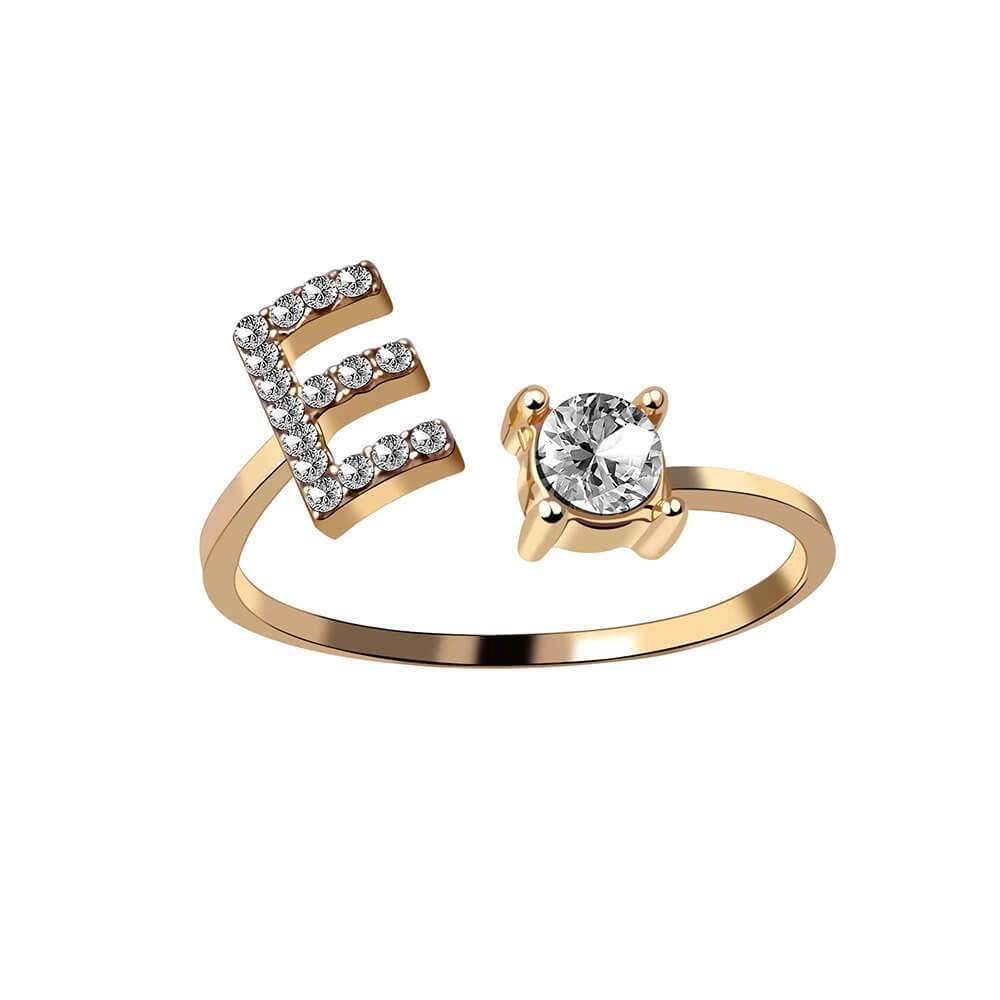 Nyla – Anillo con inicial y circonitas