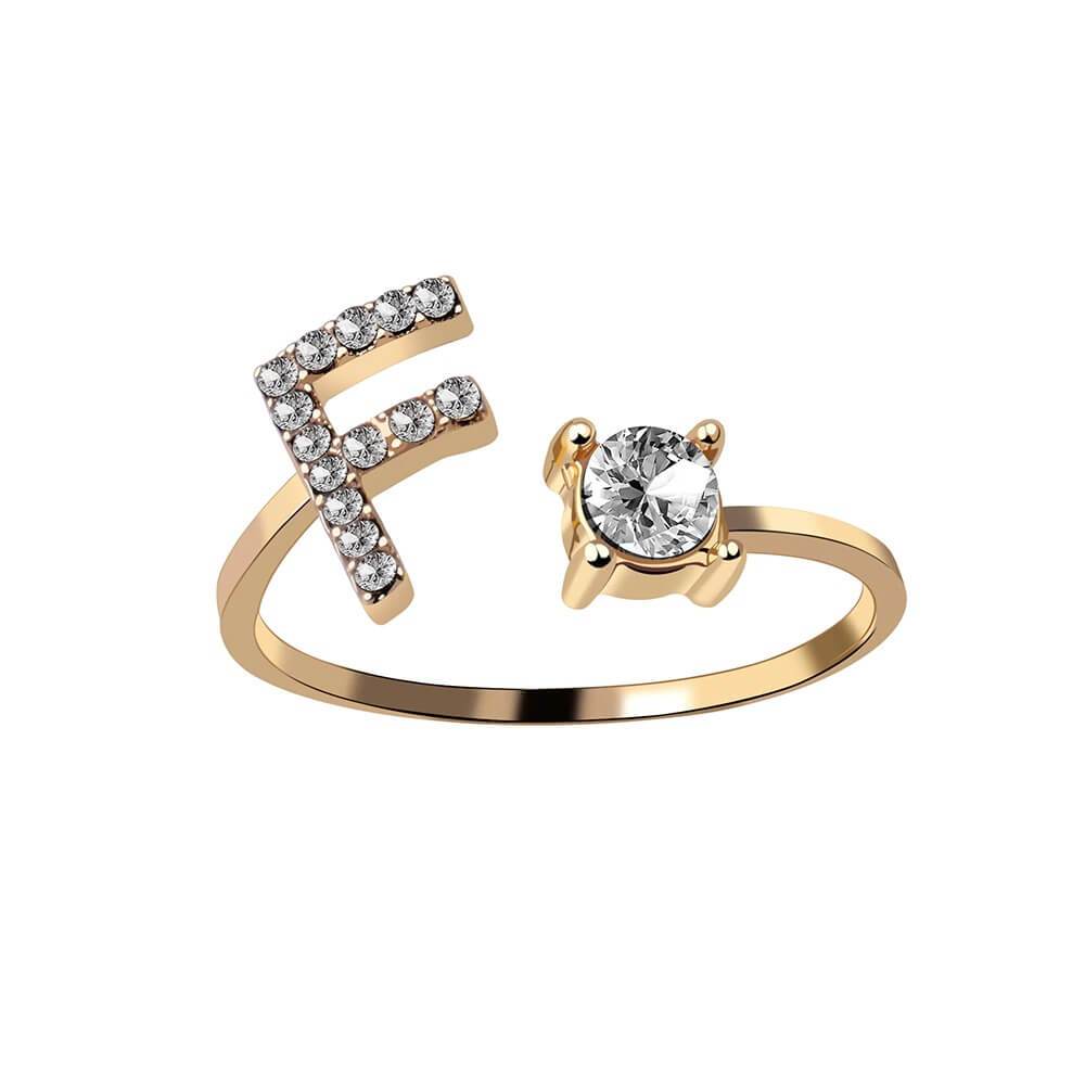 Nyla – Anillo con inicial y circonitas