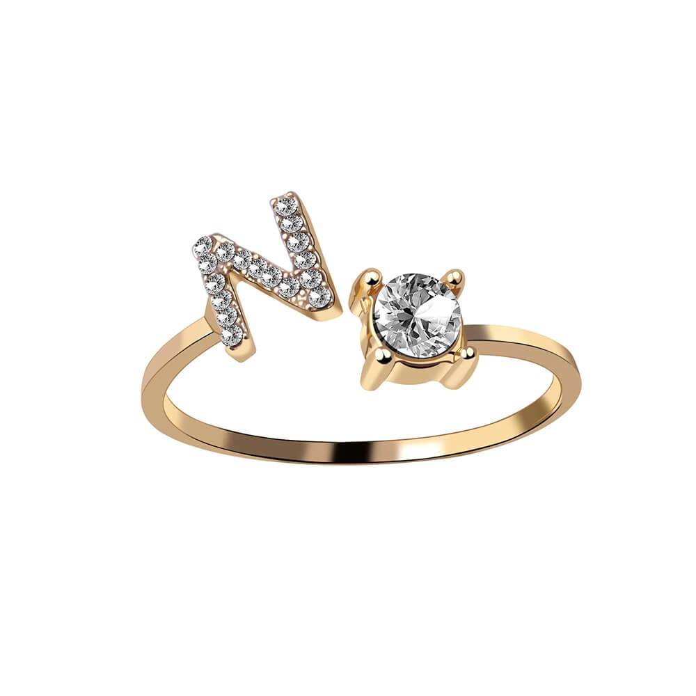 Nyla – Anillo con inicial y circonitas