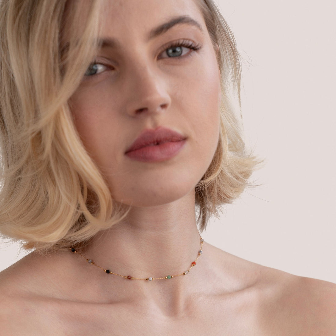 Lala - Collar con perlas y piedras