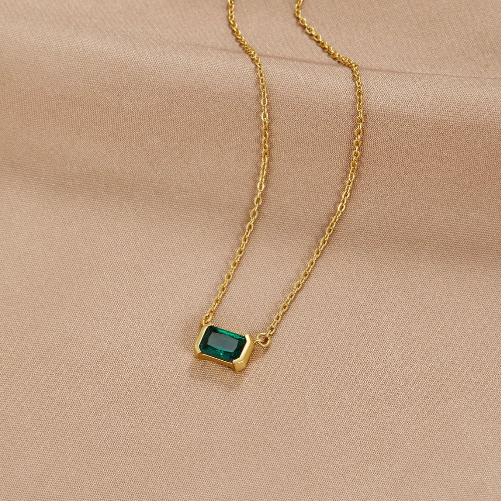 Moni – Collar de Esmeralda Verde