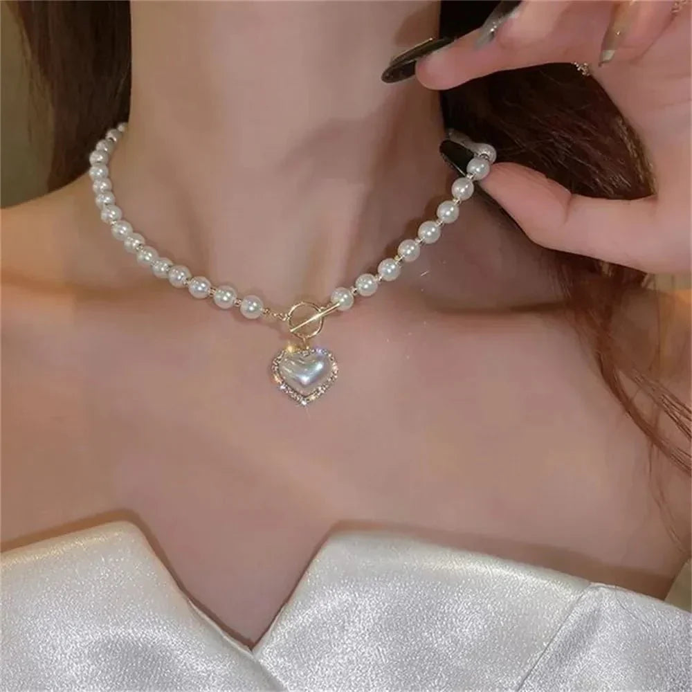 Amara – Collar choker de perlas