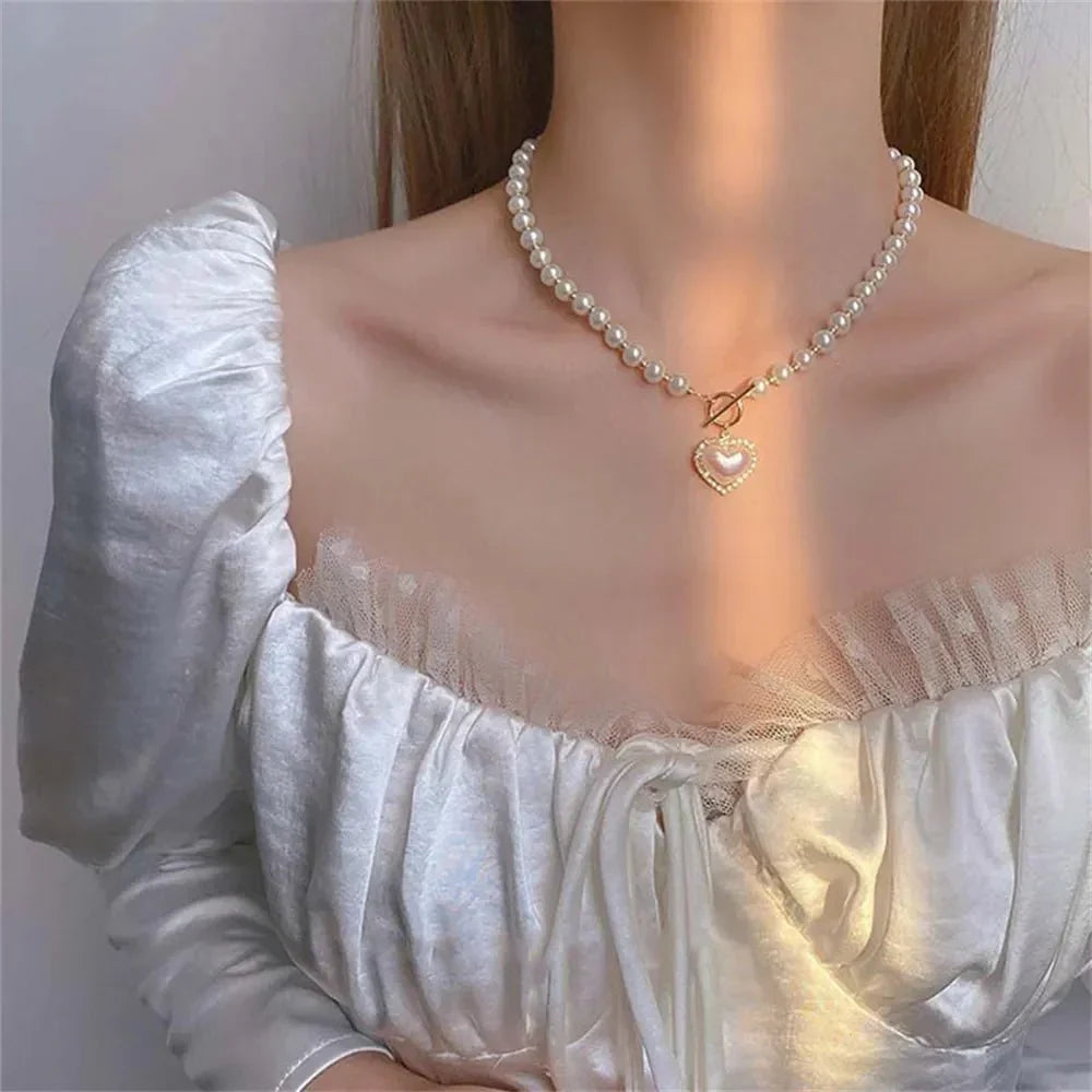 Amara – Collar choker de perlas