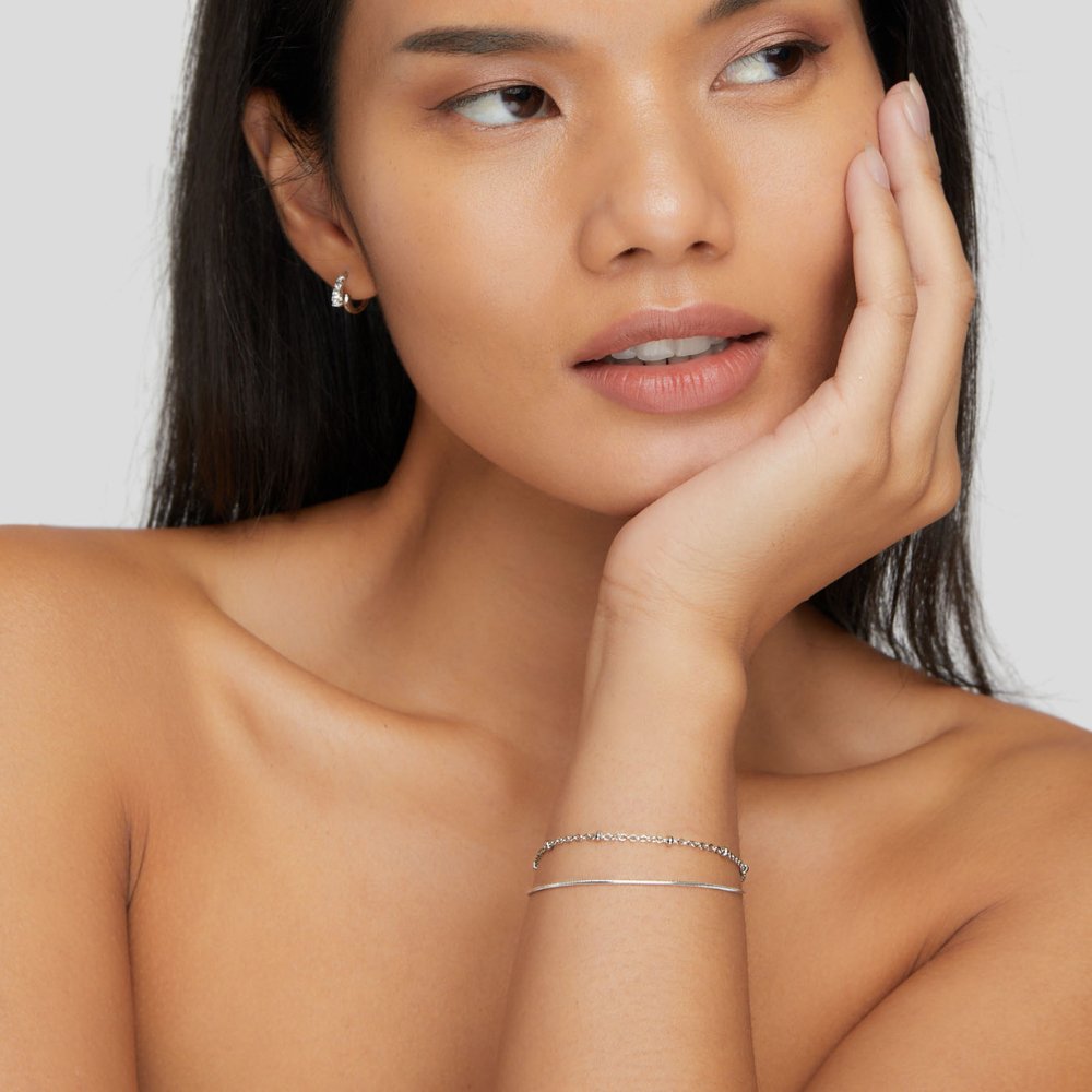 Oya - Pulsera de plata de múltiples capas